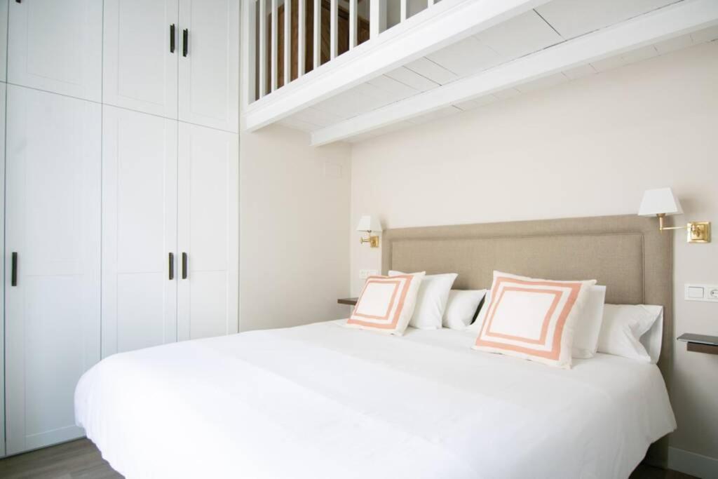 Апартаменты G12 Trendy And Comfy Bright Loft Meters From Bullring And Trianas Bridge, Galera Street Севилья Экстерьер фото